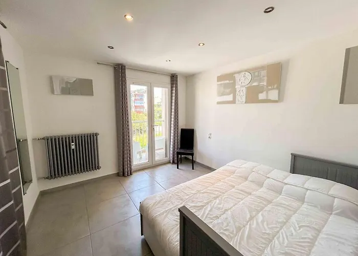 T3 Proche De La Avec Garage Apartmán Six-Fours-les-Plages